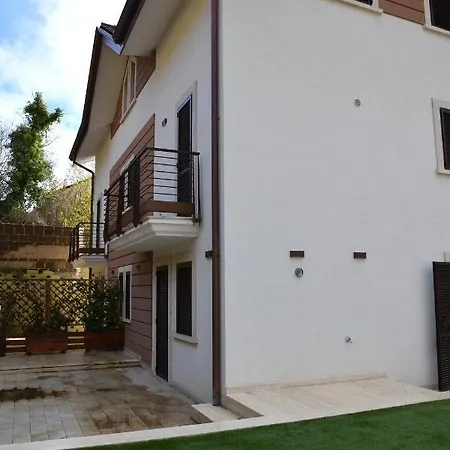 Il Fontanile Rocca Cinquemiglia